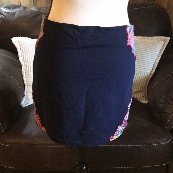 Zara Trafaluc Brand Navy/Multicolored Aztec Diamond Embroidered Mini Skirt Sz S - Picture 4 of 8